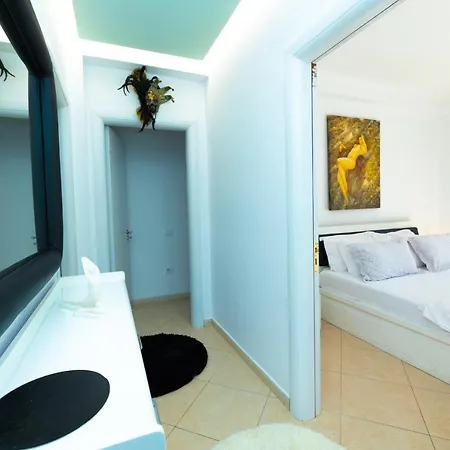 Lägenhet Hana Hot Tub Vlorë