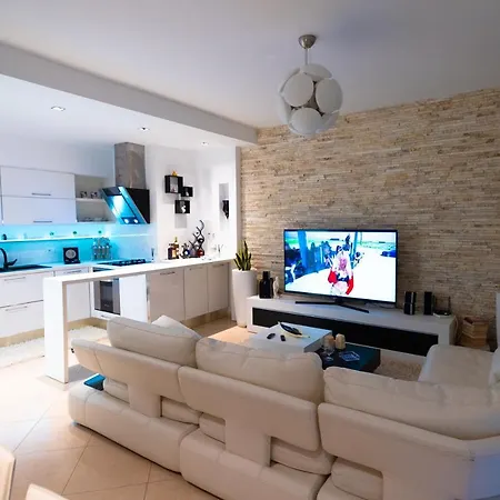 Hana Hot Tub Lägenhet