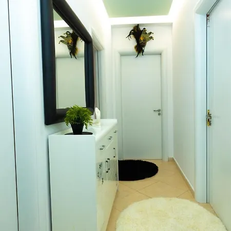 Apartamento Hana Hot Tub Vlorë