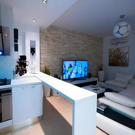 Apartamento Hana Hot Tub *