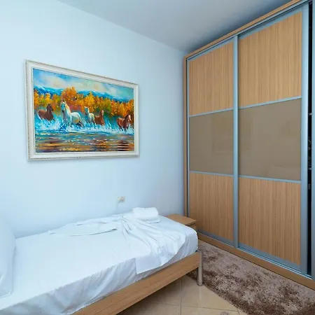 Hana Hot Tub 아파트