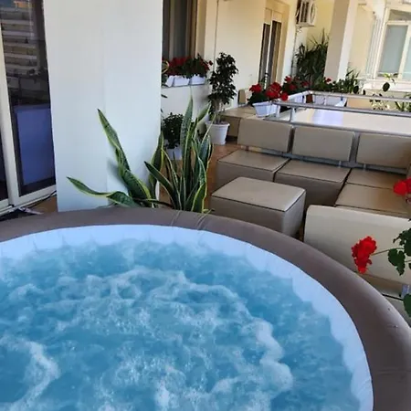 Daire Hana Hot Tub