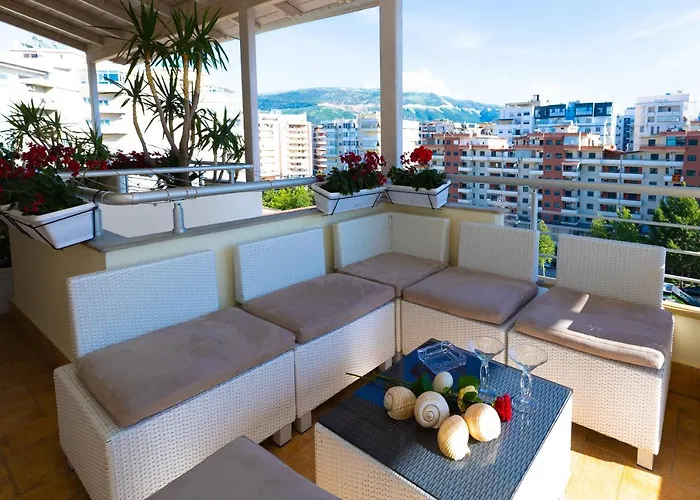 Hana Hot Tub * Vlorë