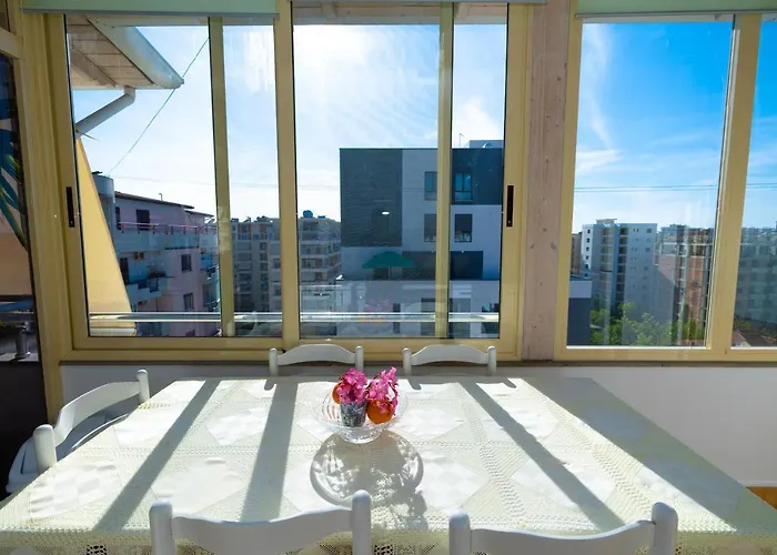 Hana Hot Tub * Vlorë