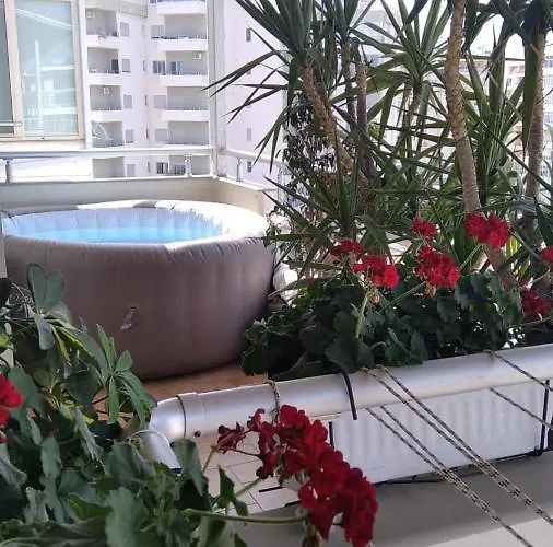 Hana Hot Tub *